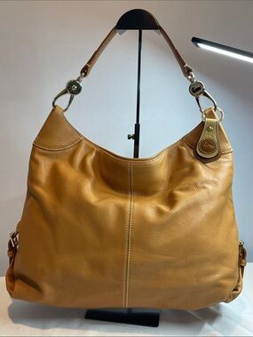 Dooney & Bourke Pebbled Leather Hobo Shoulder Bag Tan Camel Large